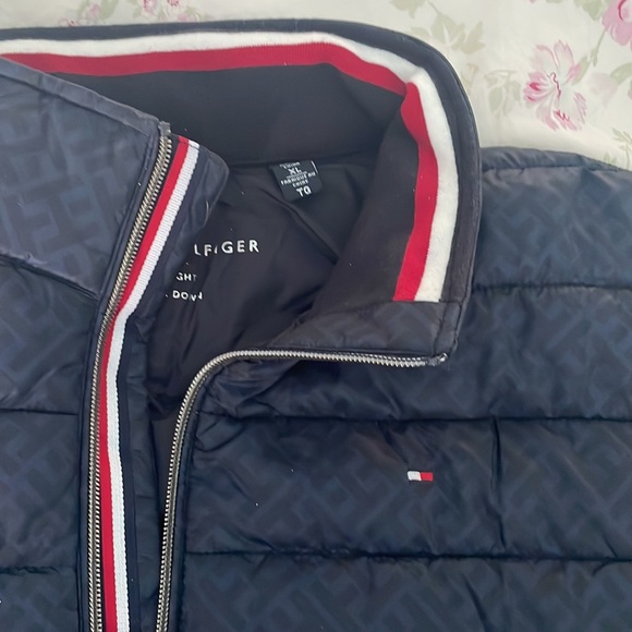 NWT Navy Tommy Hilfiger packable down puffer 💙 - Picture 3 of 5